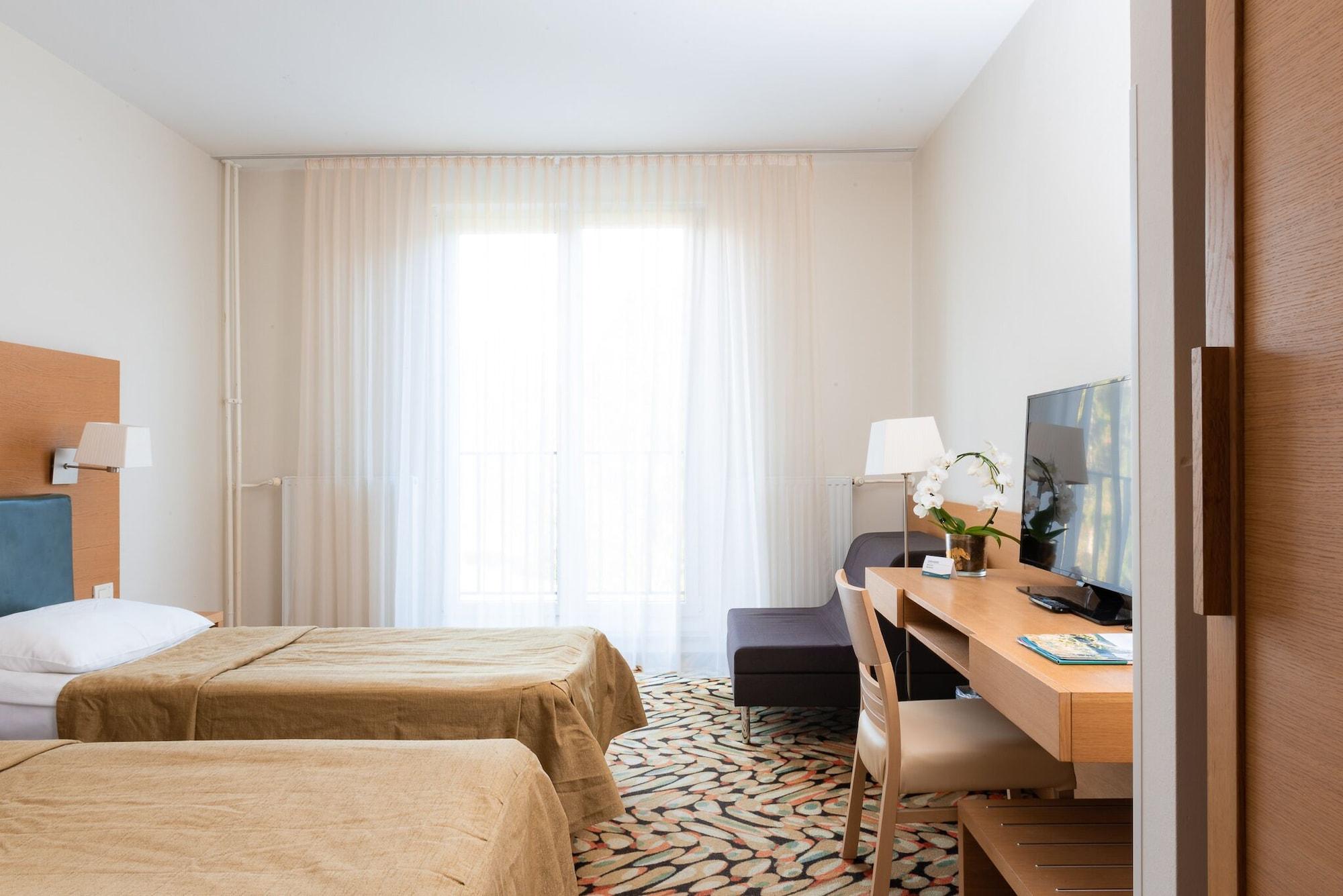 Hotel Smarjeta - Terme Krka Smarjeske Toplice Dış mekan fotoğraf