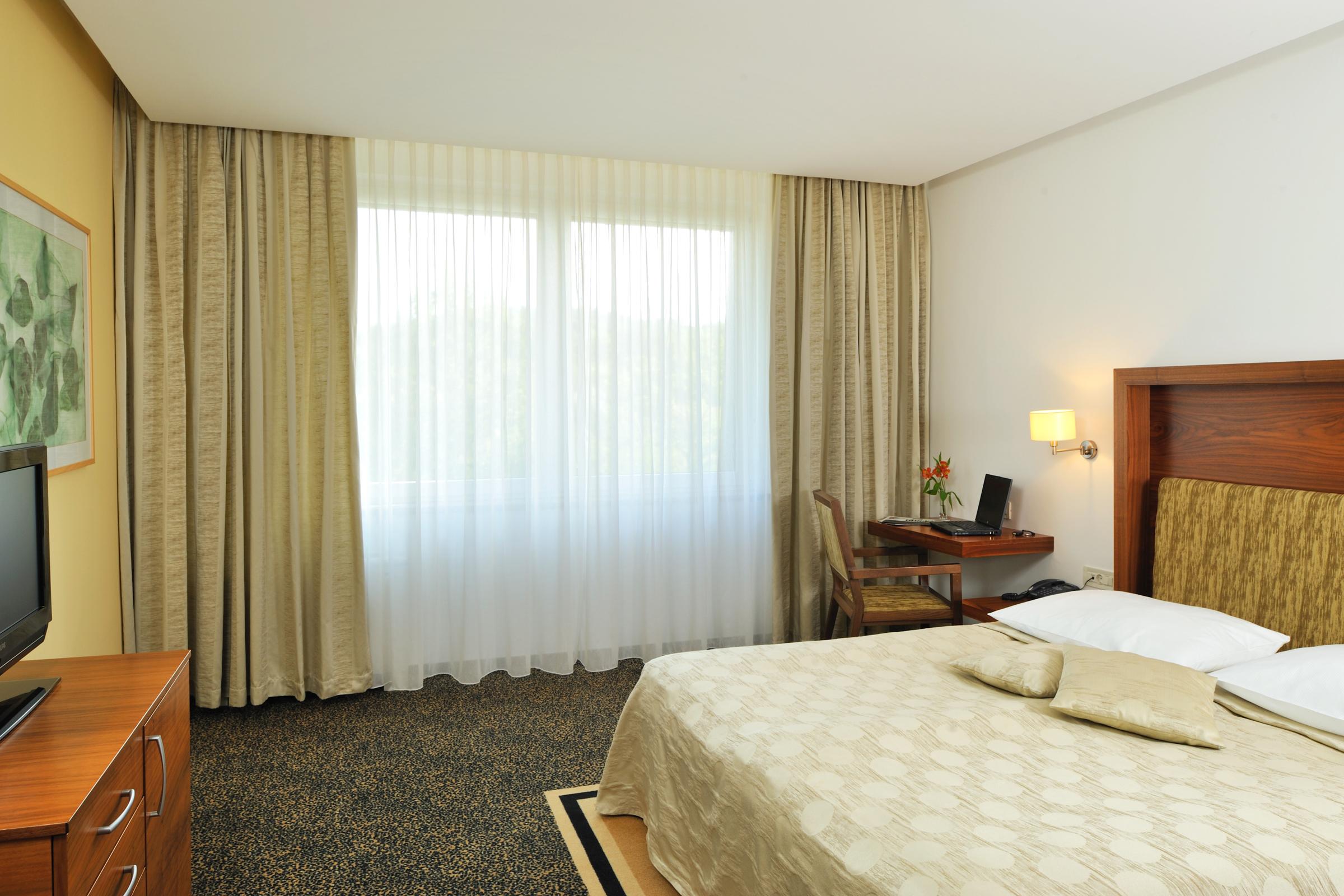 Hotel Smarjeta - Terme Krka Smarjeske Toplice Dış mekan fotoğraf