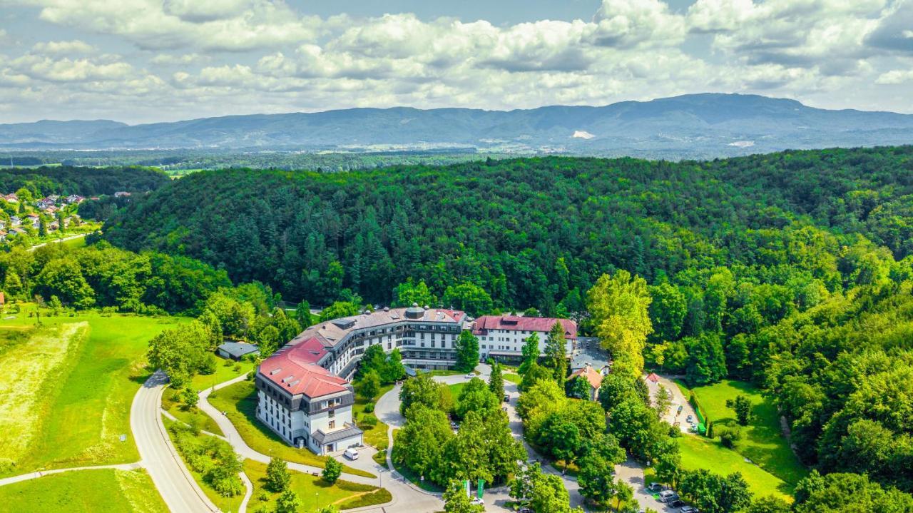 Hotel Smarjeta - Terme Krka Smarjeske Toplice Dış mekan fotoğraf